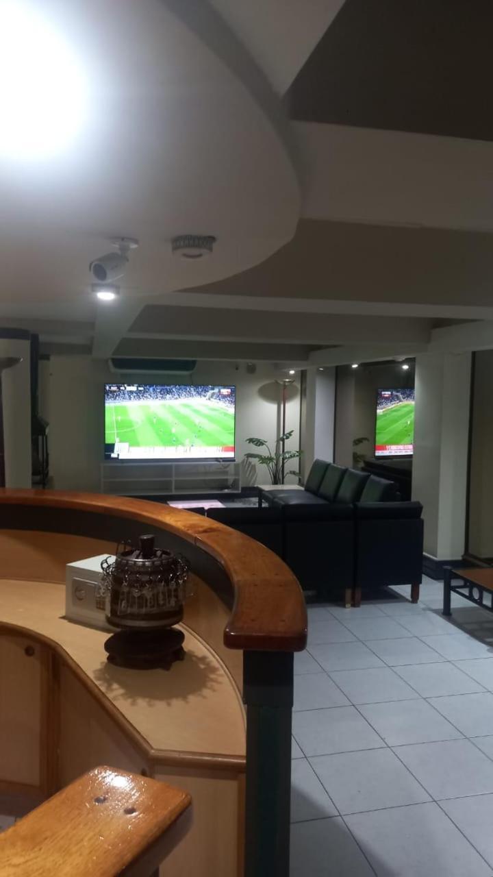 Hotel Milena Мендоса Екстер'єр фото